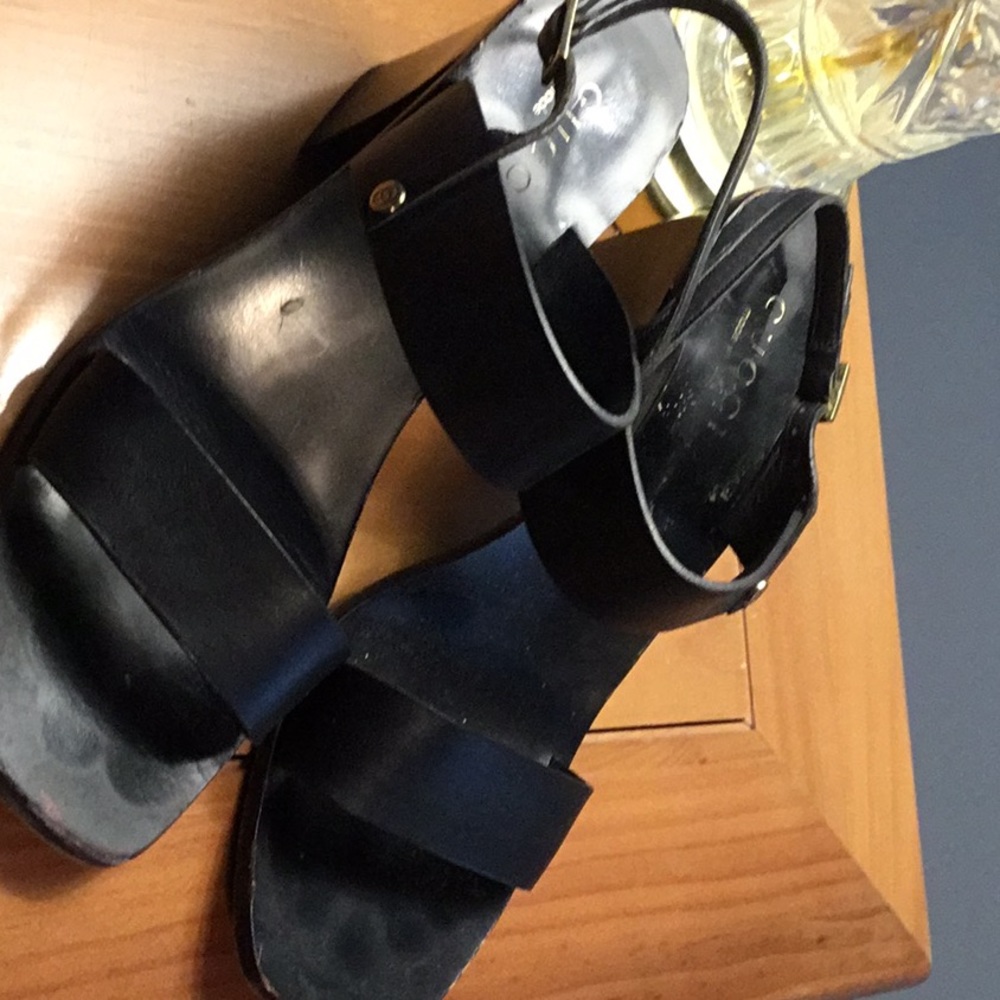 Gucci sandals